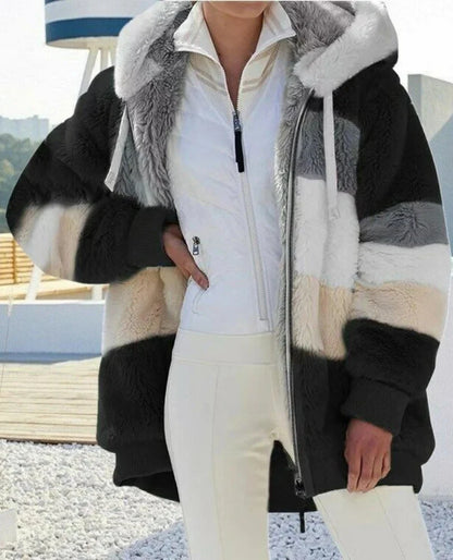 Vireya™ | Kunstfelljacke mit Kapuze