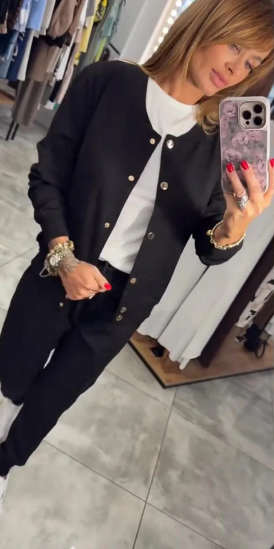 Dorina™ | Lässiges Lounge-Set mit Knopfleiste