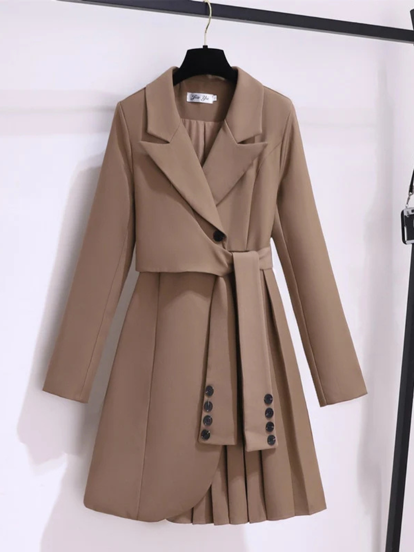 Jovielle™ | Maßgeschneiderter Blazer mit Gürtel