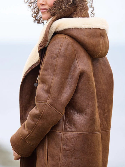 Heliora™ | Wintermantel mit Kapuze aus Kunstlammfell