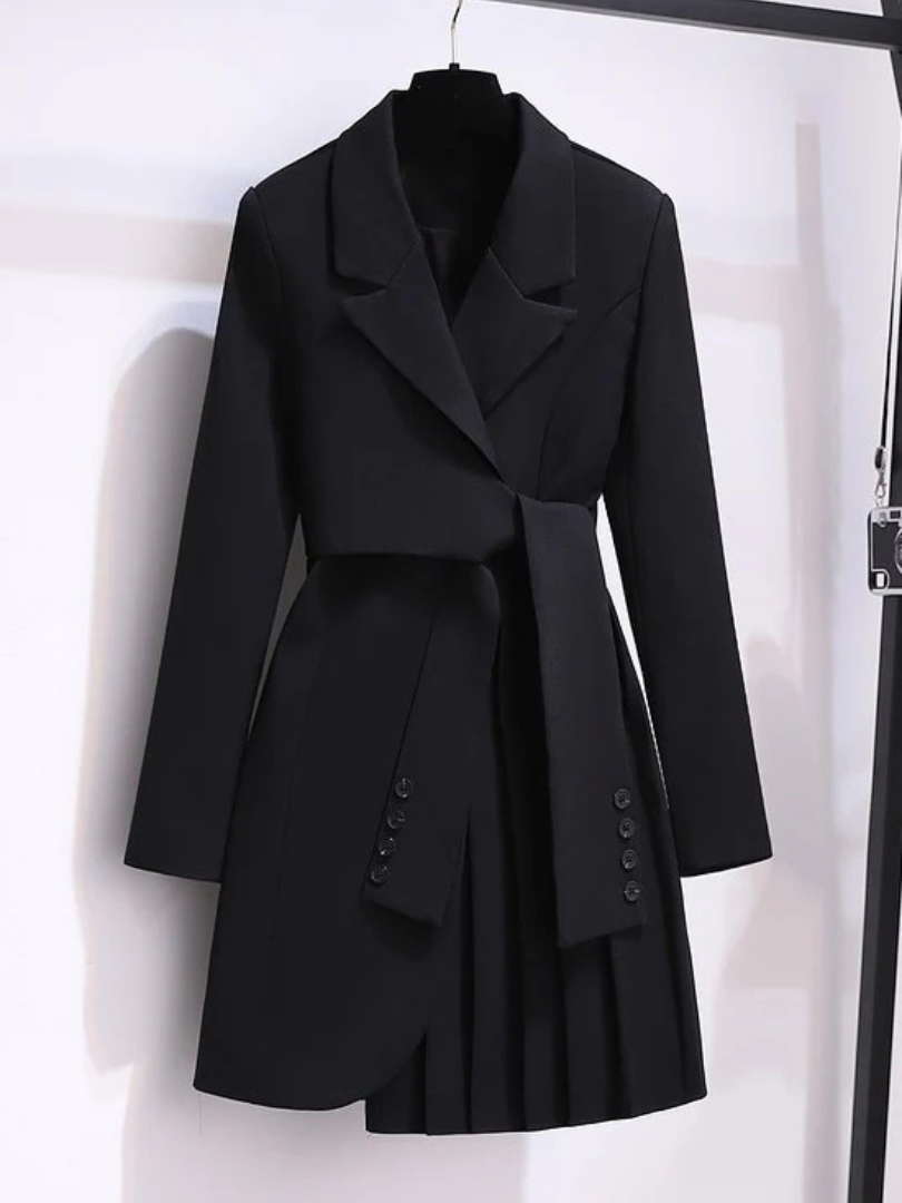 Jovielle™ | Maßgeschneiderter Blazer mit Gürtel