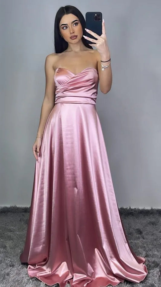 Ursula™ | Trägerloses Satin-Maxikleid